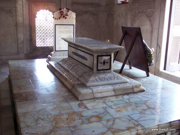 Allama Iqbal Tomb Photos | TheSufi.com